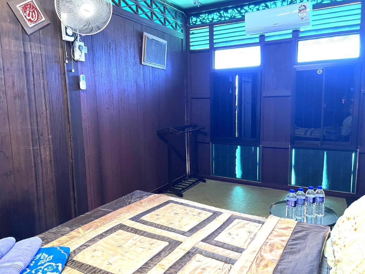 Oyo Home 90495 Homestay Kampung Kota Aur สุไหงเปอตานี ภายนอก รูปภาพ