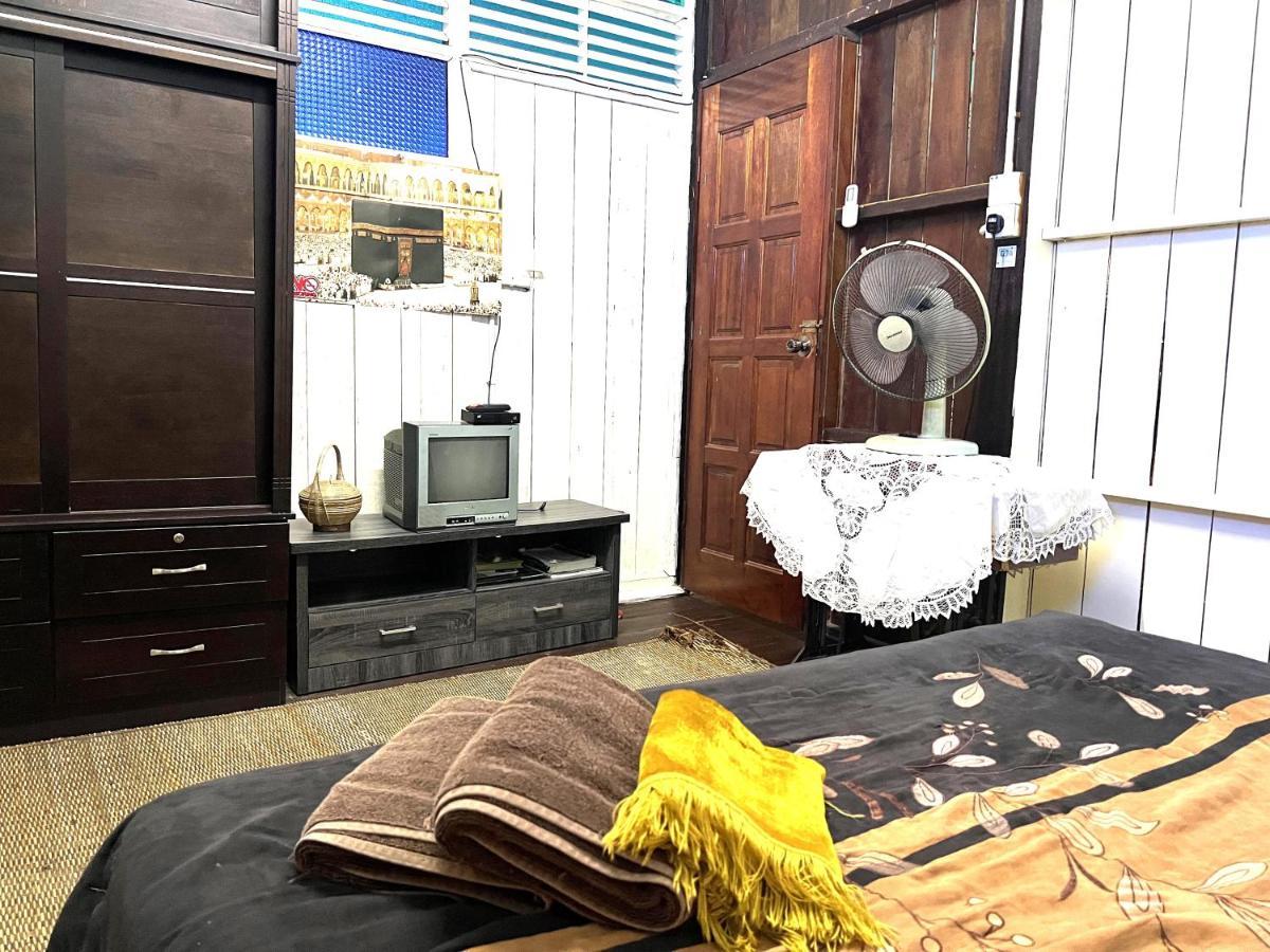 Oyo Home 90495 Homestay Kampung Kota Aur สุไหงเปอตานี ภายนอก รูปภาพ