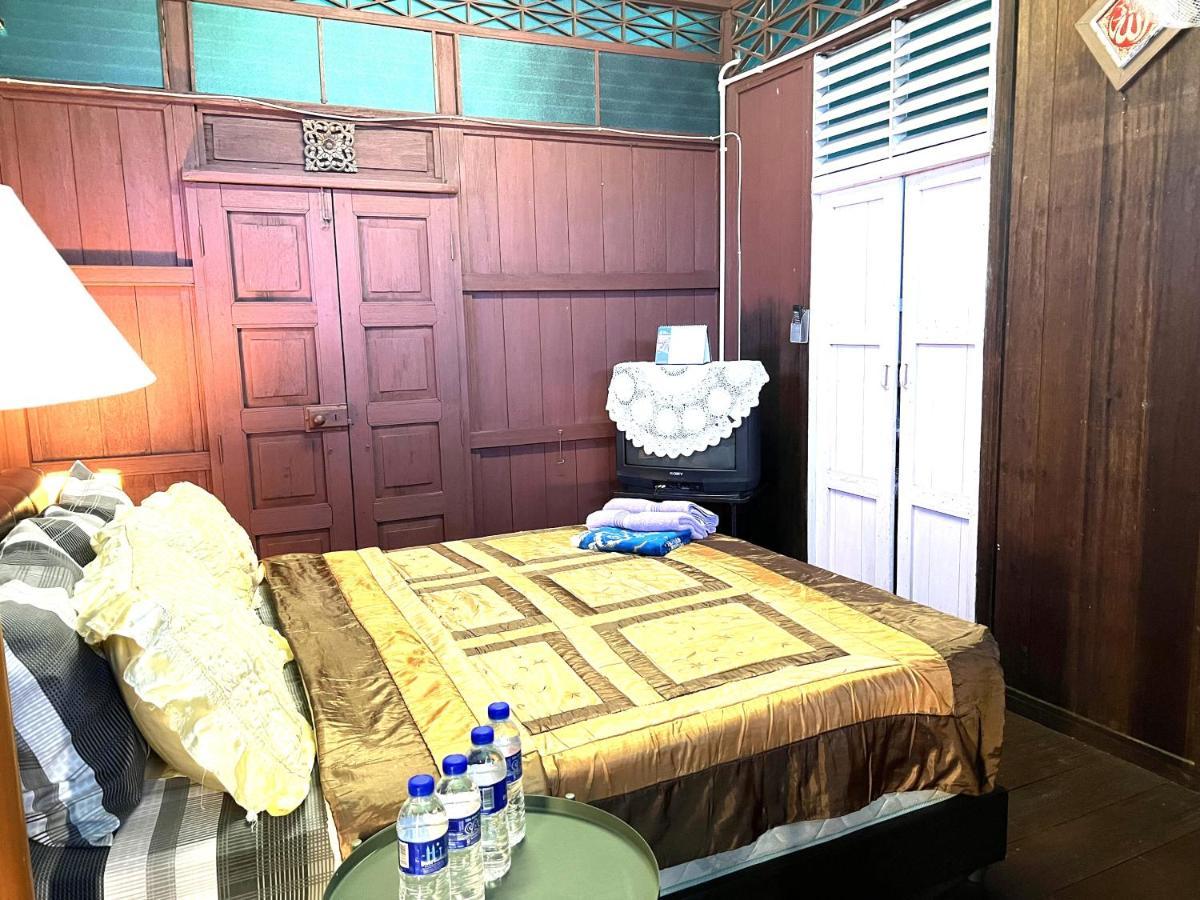 Oyo Home 90495 Homestay Kampung Kota Aur สุไหงเปอตานี ภายนอก รูปภาพ