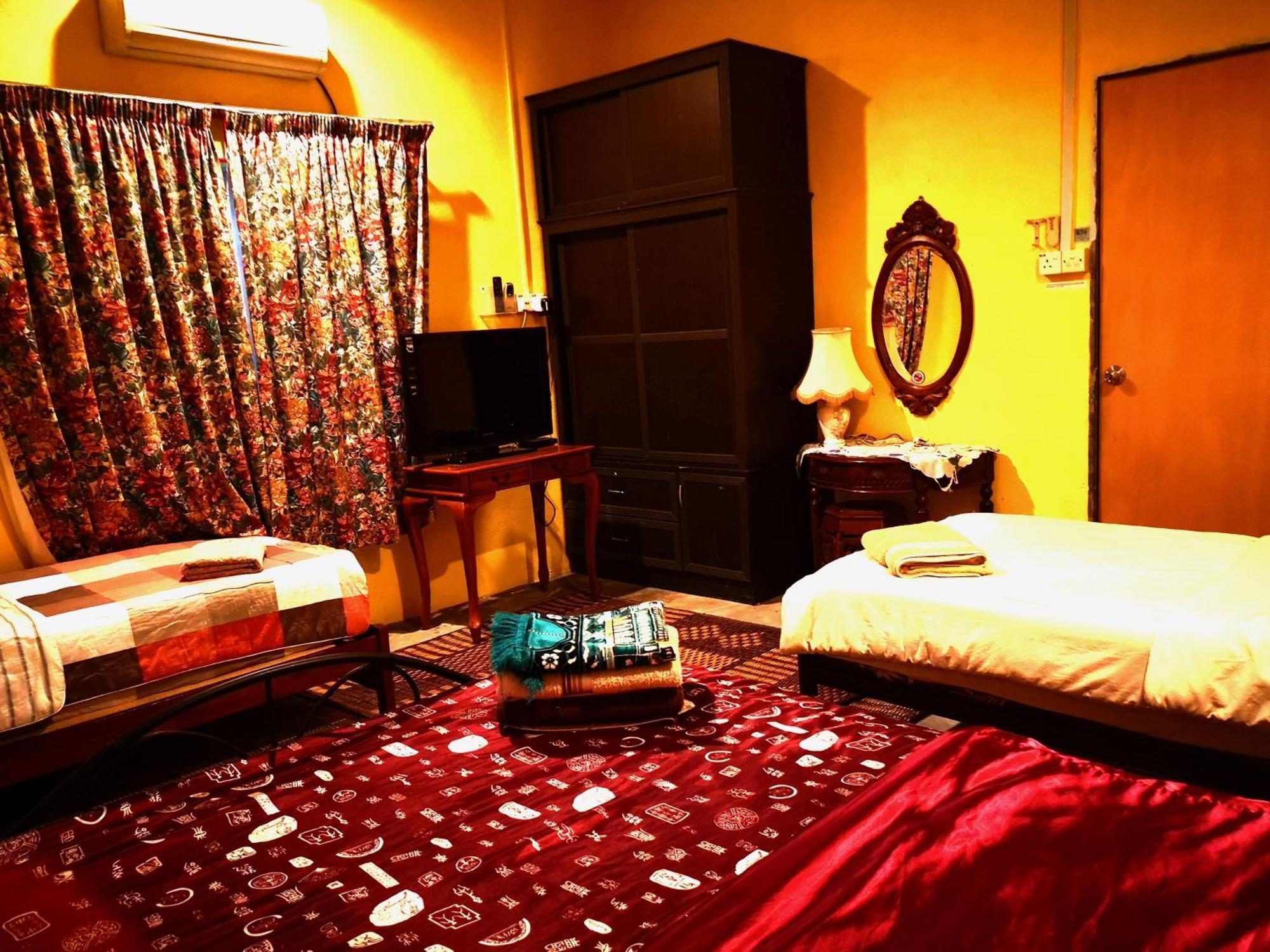 Oyo Home 90495 Homestay Kampung Kota Aur สุไหงเปอตานี ภายนอก รูปภาพ